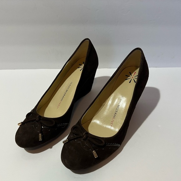Isaac Mizrah Live Imkalma Brown Wedge Slip On Shoes Cute Bowtie 6M - Picture 1 of 13